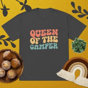 Queen of the camper Oversized faded t-shirt